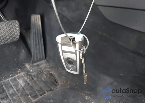 2012 BMW 750 Li из США, поврежденный, VIN WBAKB8C55CC963940